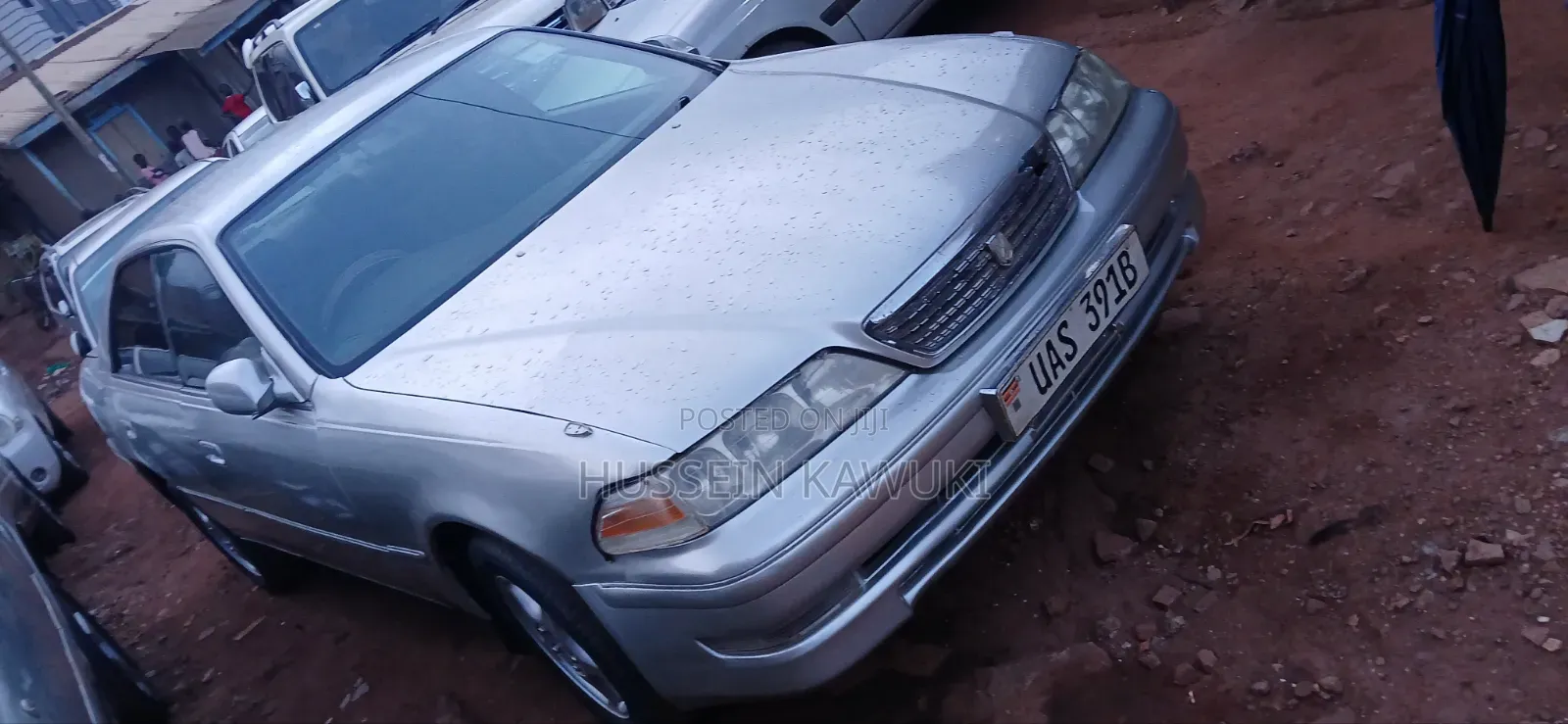 Toyota Mark II 2000 Silver