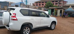 Toyota Land Cruiser Prado 2010 White