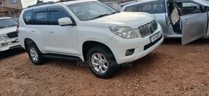 Toyota Land Cruiser Prado 2010 White