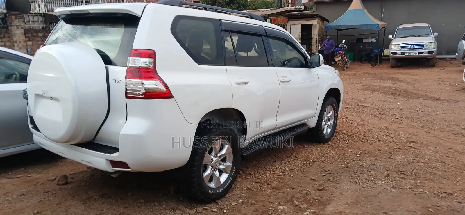 Toyota Land Cruiser Prado 2010 White