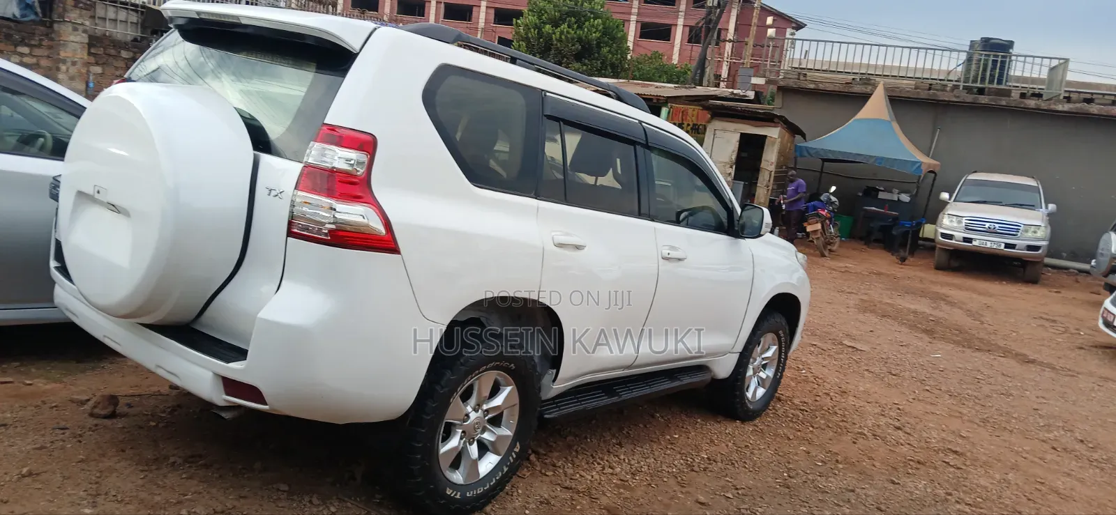 Toyota Land Cruiser Prado 2010 White