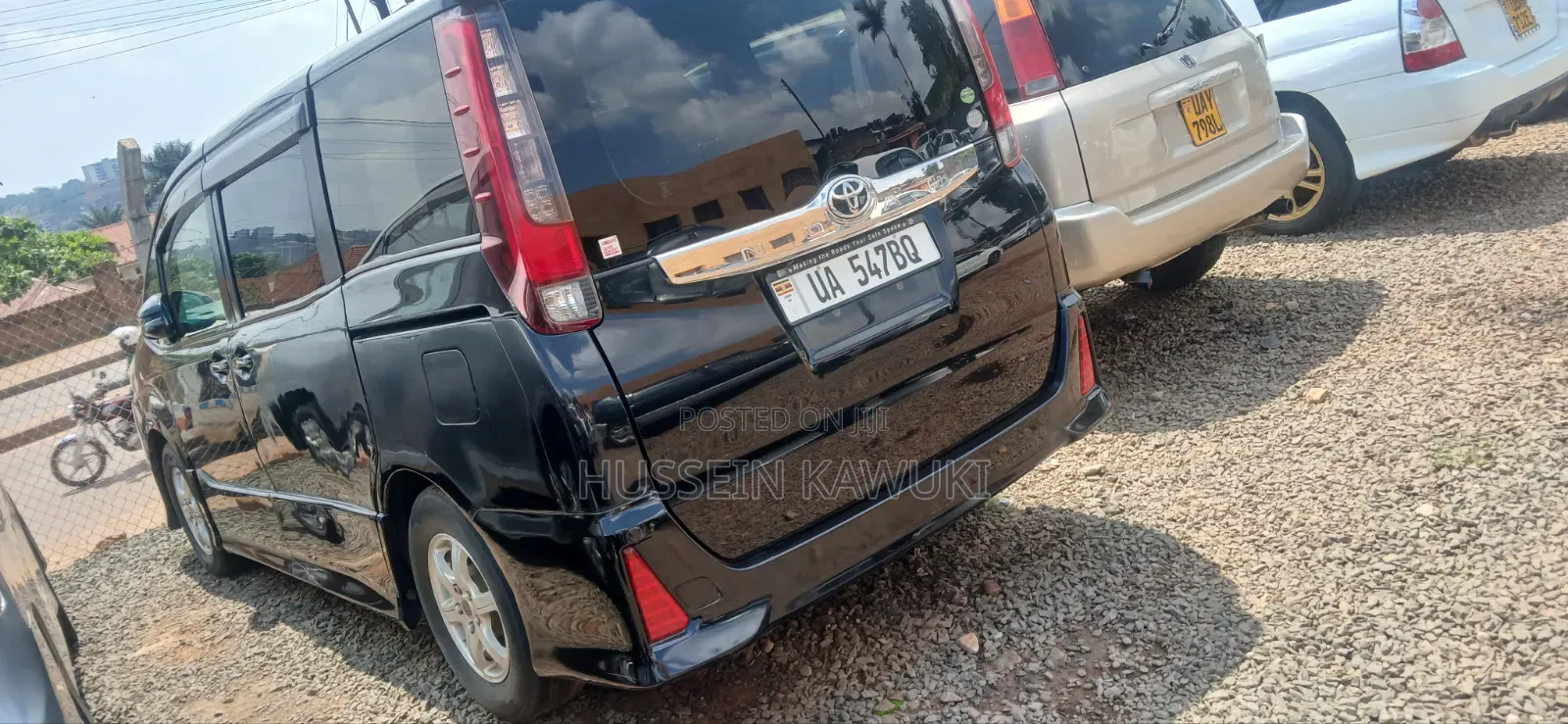Toyota Noah 2016 Black