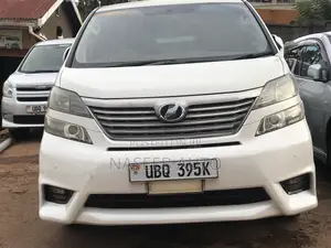Toyota Vellfire 2009 White