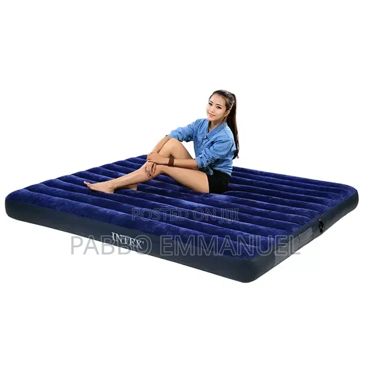 10 Inch Inflatable Intex Mattress With an an Air Pump