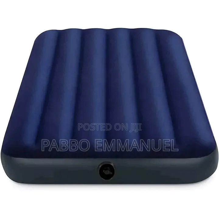 10 Inch Inflatable Intex Mattress With an an Air Pump