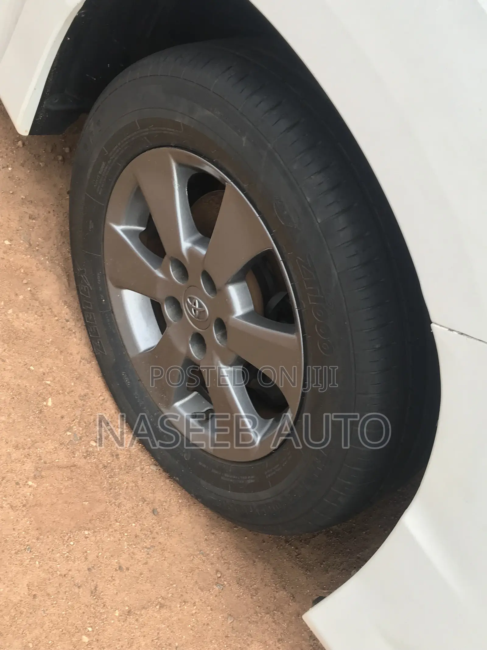 Toyota Alphard 2009 White
