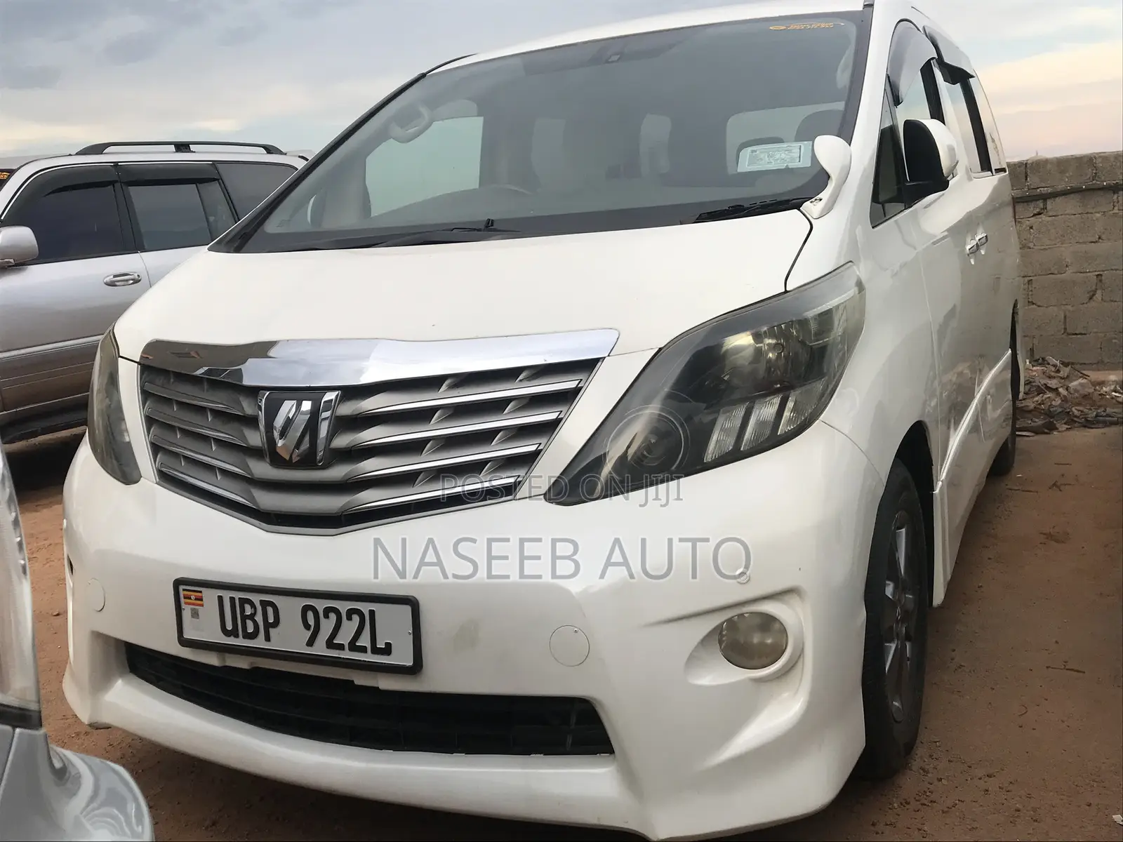 Toyota Alphard 2009 White