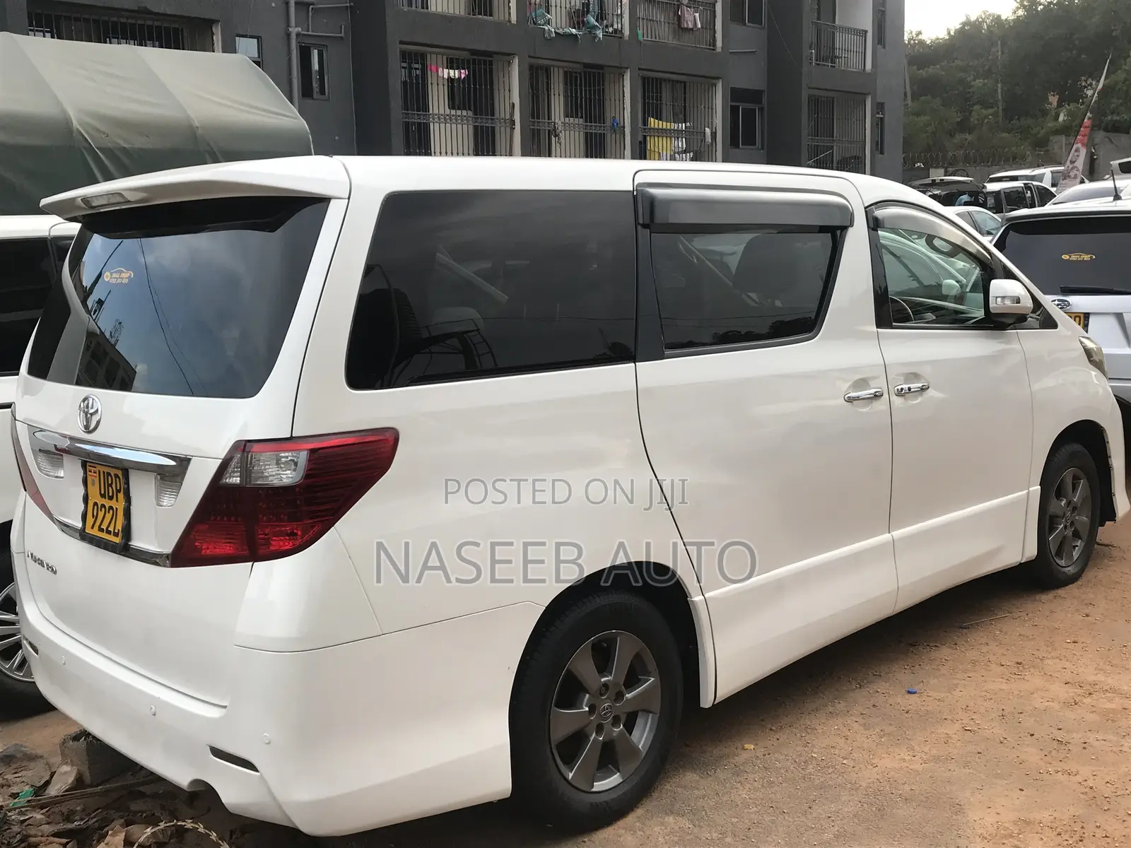 Toyota Alphard 2009 White
