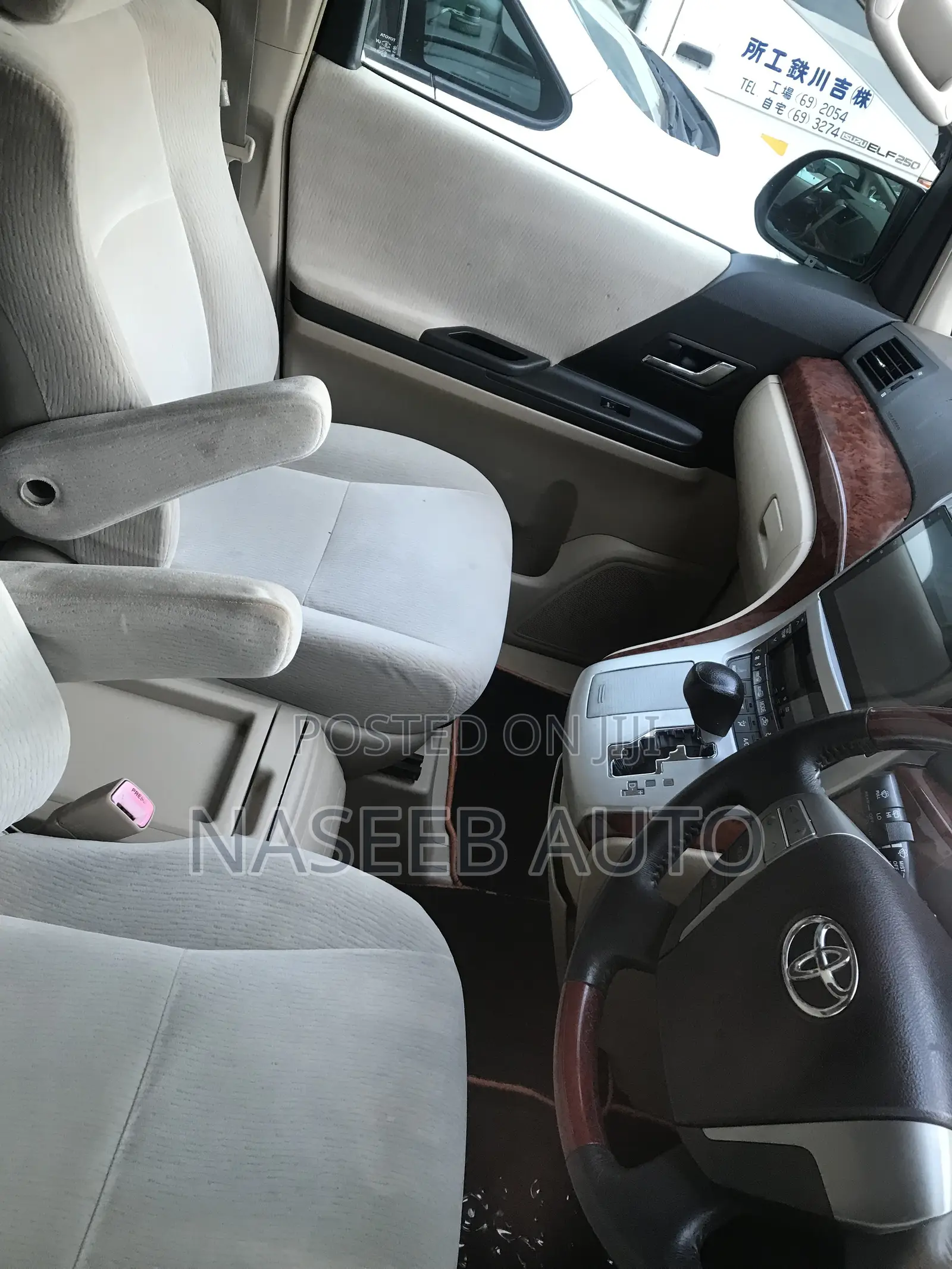 Toyota Alphard 2009 White
