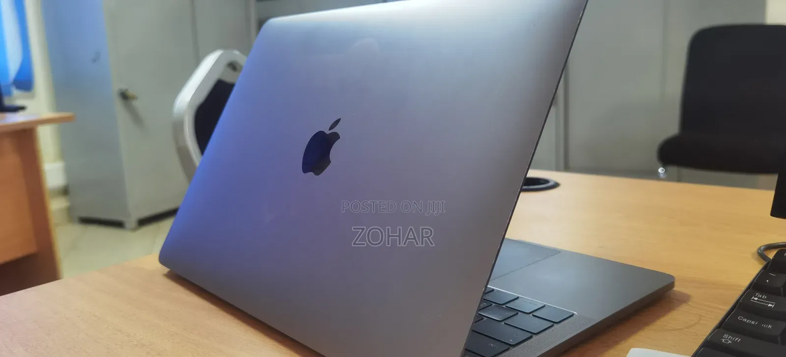 Laptop Apple MacBook Pro 2017 16GB Intel Core i7 SSHD (Hybrid) 256GB