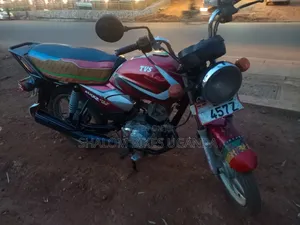 TVS HLX 125 2023 Red