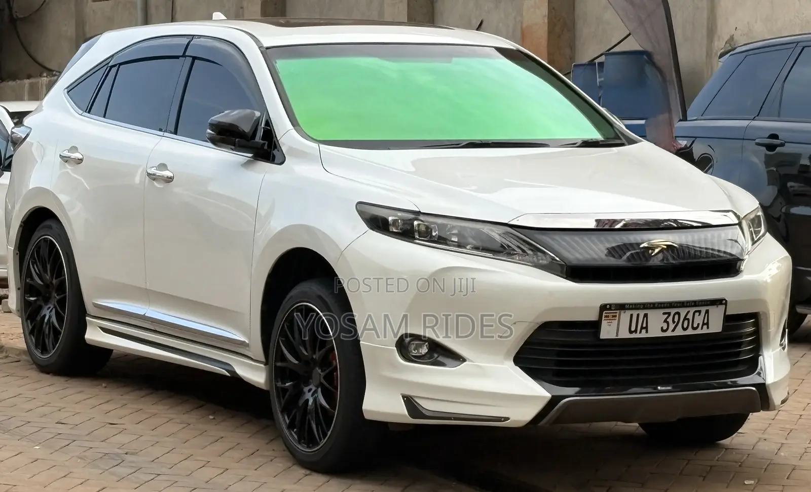 Toyota Harrier 2.0 2017 White