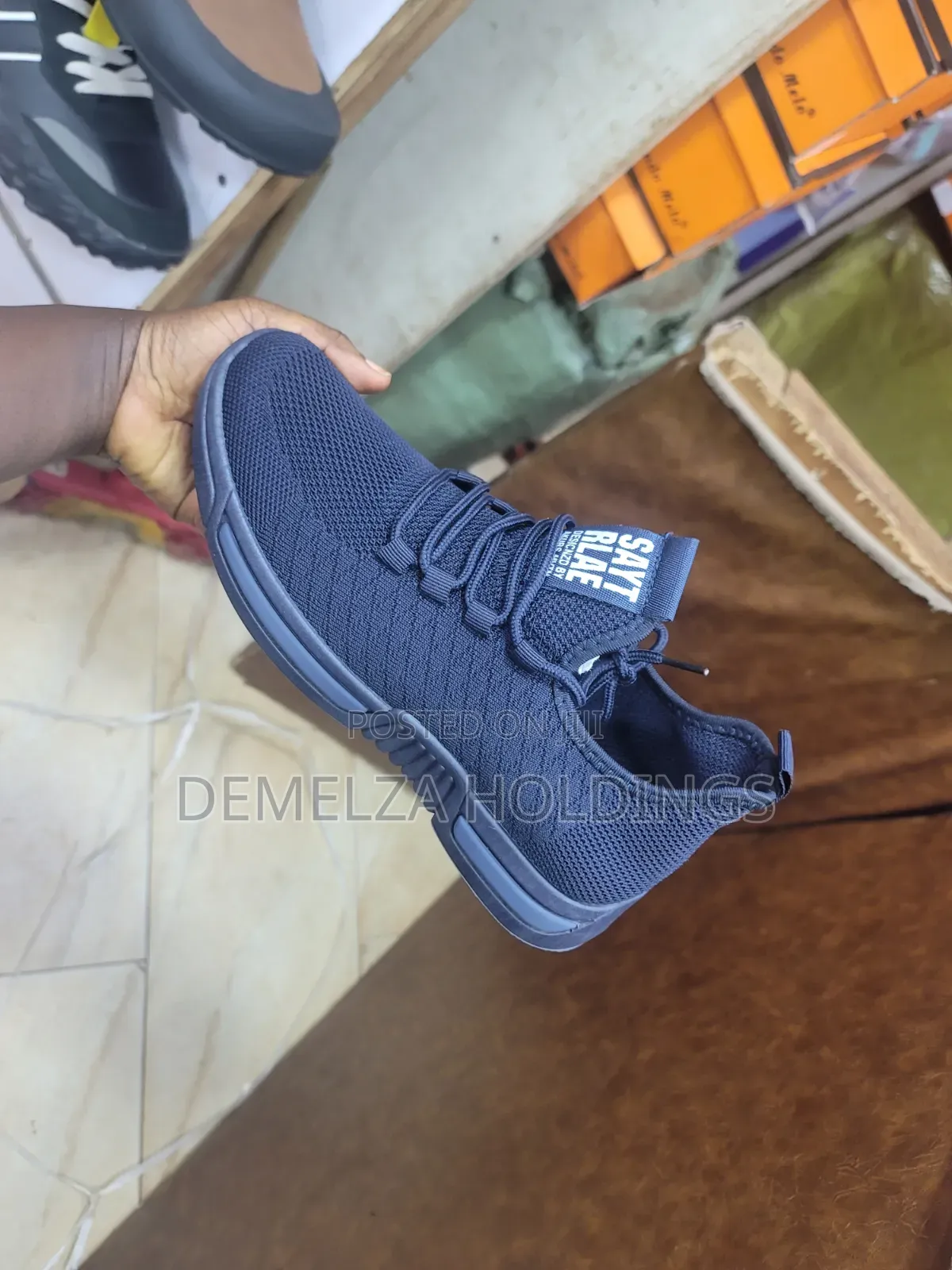 Casual Sneakers