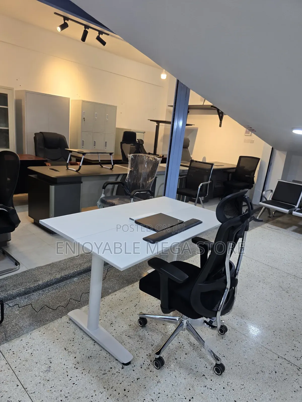 Reclining Adjustable Electric Table Electric Table 140cm and Chair