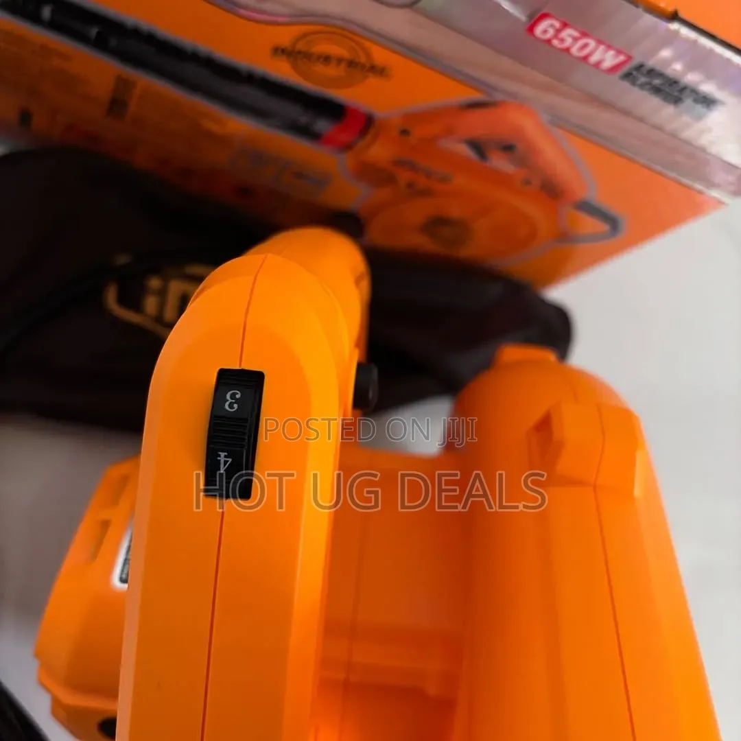 INGCO 650W 2-in-1 Handheld Air Blower Vacuum Cleaner