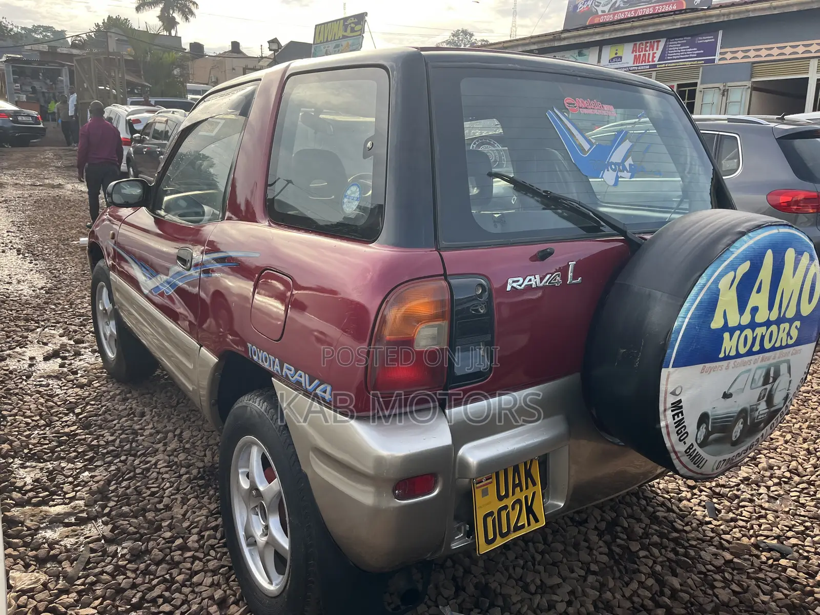 Toyota RAV4 Automatic 2000 Red