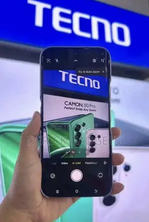 New Tecno Camon 50 Ultra 256 GB Blue