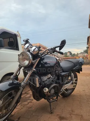 Honda CB 2010 Black