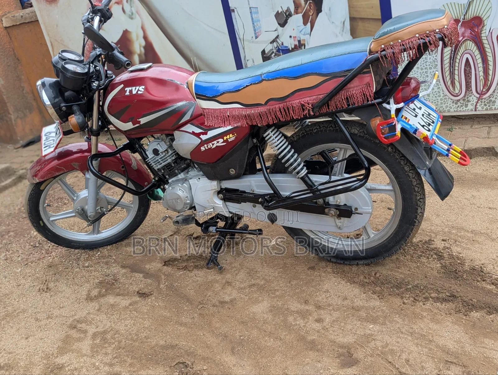 TVS HLX 125 2024 Red