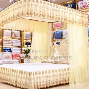 Luxury Cream 2-Poster Bed Canopy With Embroidered Lace Bedding Set
