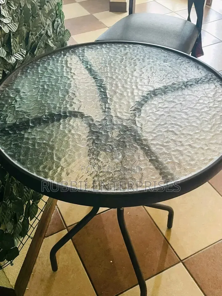 Round Outdoor Bistro Table