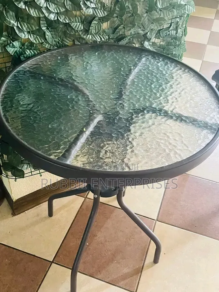 Round Outdoor Bistro Table