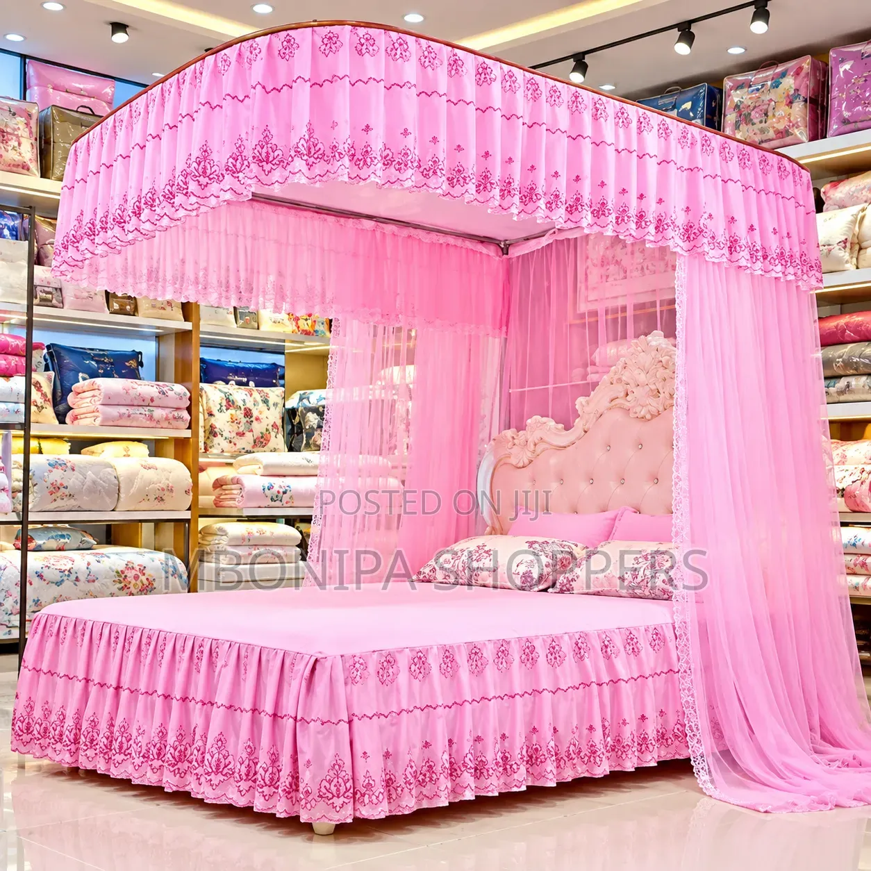 Luxury Pink Canopy Bed Mosquito Net Bedding Set