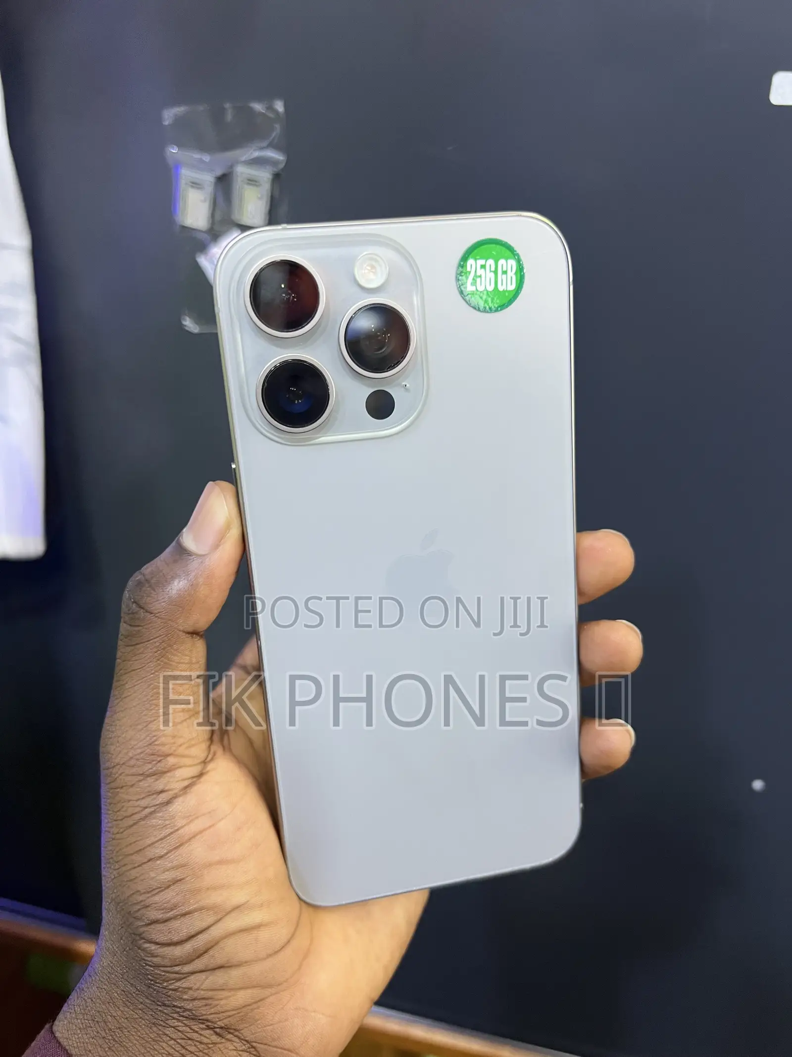 Apple iPhone 15 Pro Max 256 GB Silver