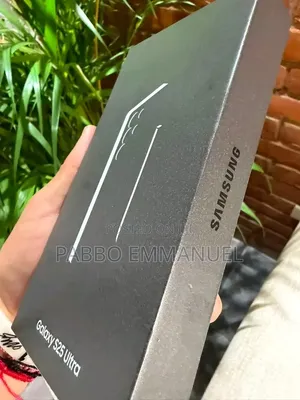 New Samsung Galaxy S25 Ultra 1 TB Black