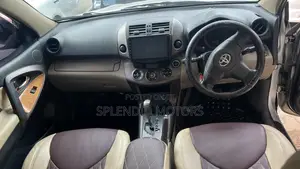 Toyota Vanguard 2008 Silver