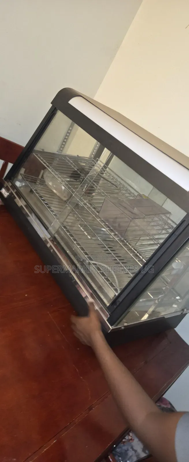 Food Warmer Used but Perfect Condition on Sale at 1.2m