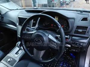 Subaru Legacy 2010 Silver