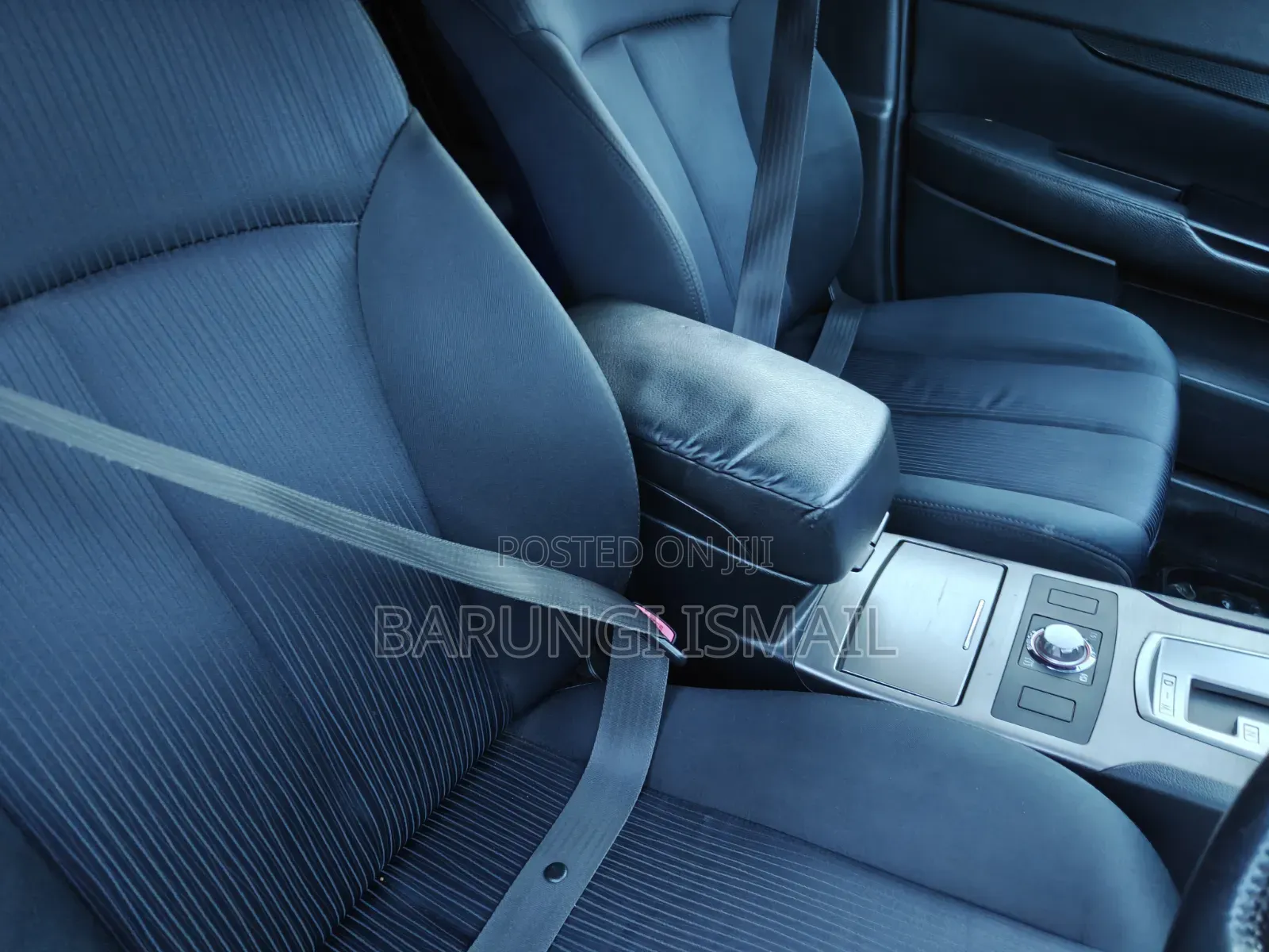 Subaru Legacy 2010 Silver