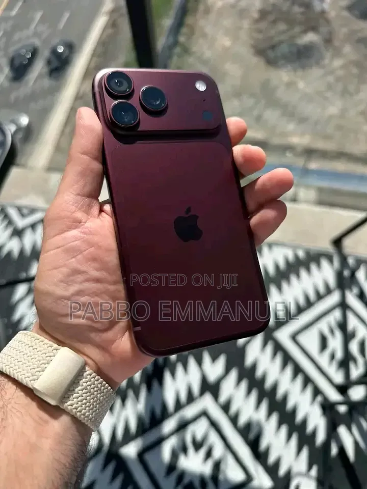 New Apple iPhone 18 Pro Max 1 TB Bronze
