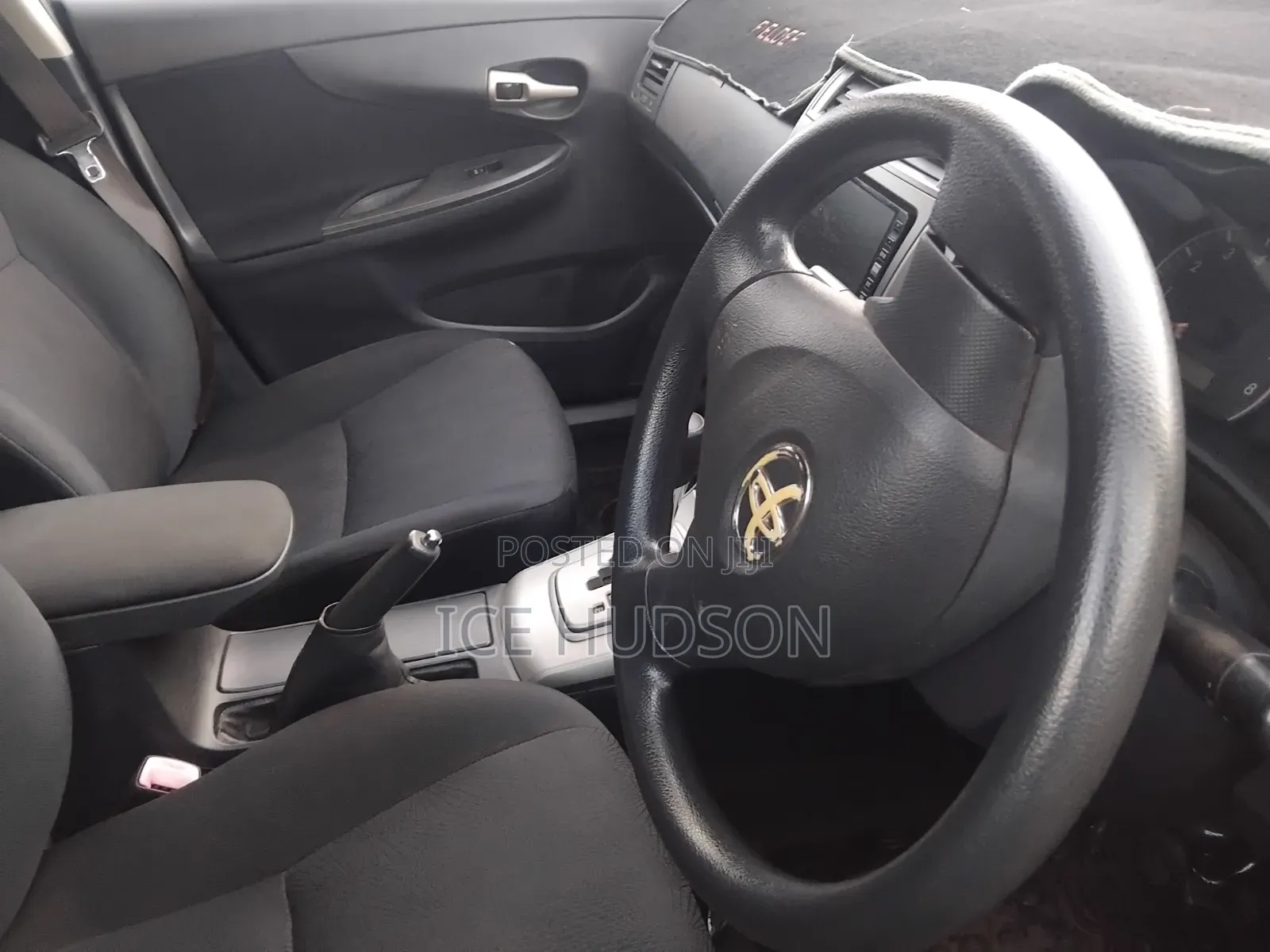 Toyota Noah 2015 Gray
