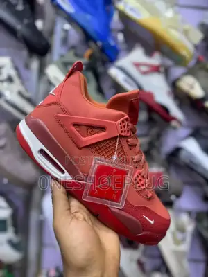 Jordan 4 Retro