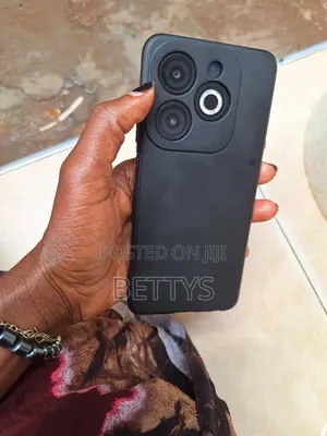 Infinix Smart 8 128 GB Black