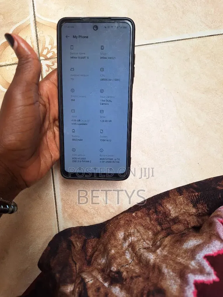 Infinix Smart 8 128 GB Black