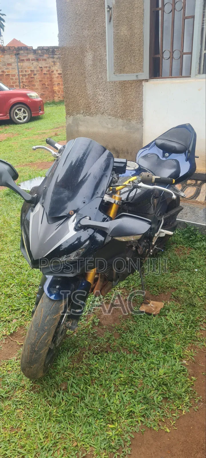 Yamaha R1 2012 Blue