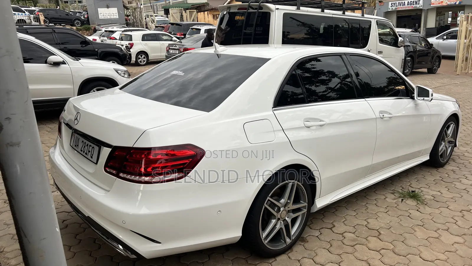 Mercedes-Benz E250 SV Premium 2014 White