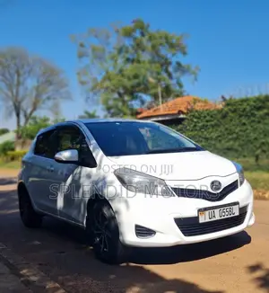 Toyota Vitz 2012 White