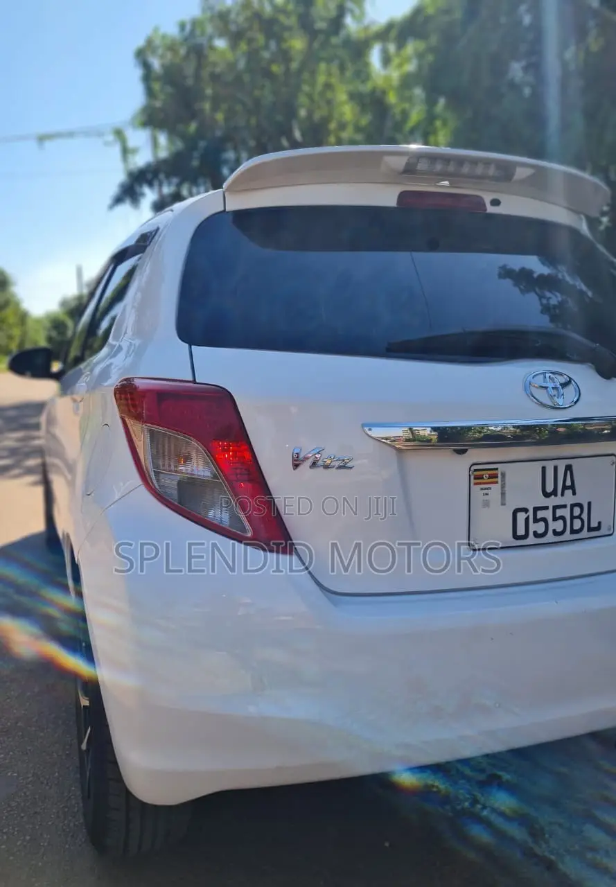 Toyota Vitz 2012 White