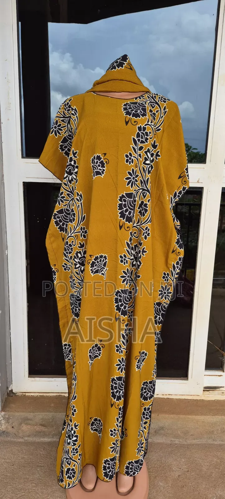 Dera and Veil(scarf)