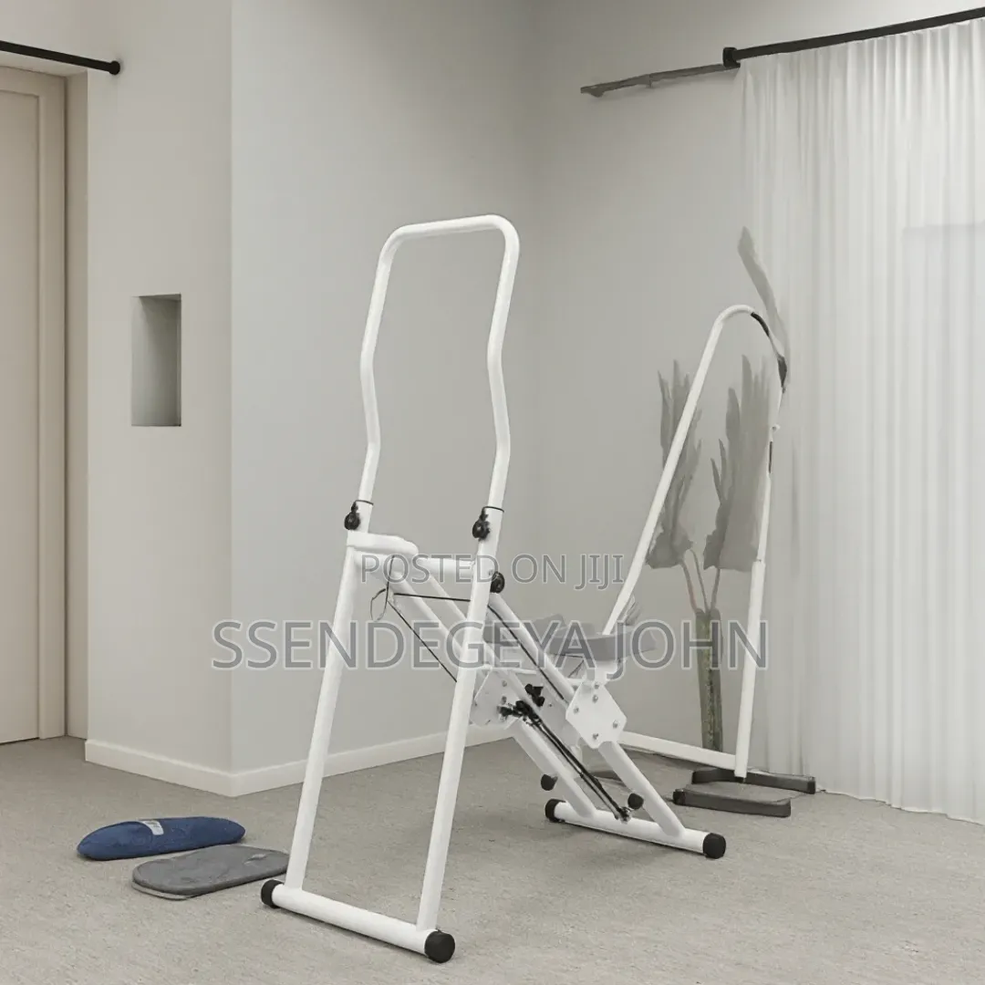 Foldable Vertical Stair Stepper and Climber Machine.