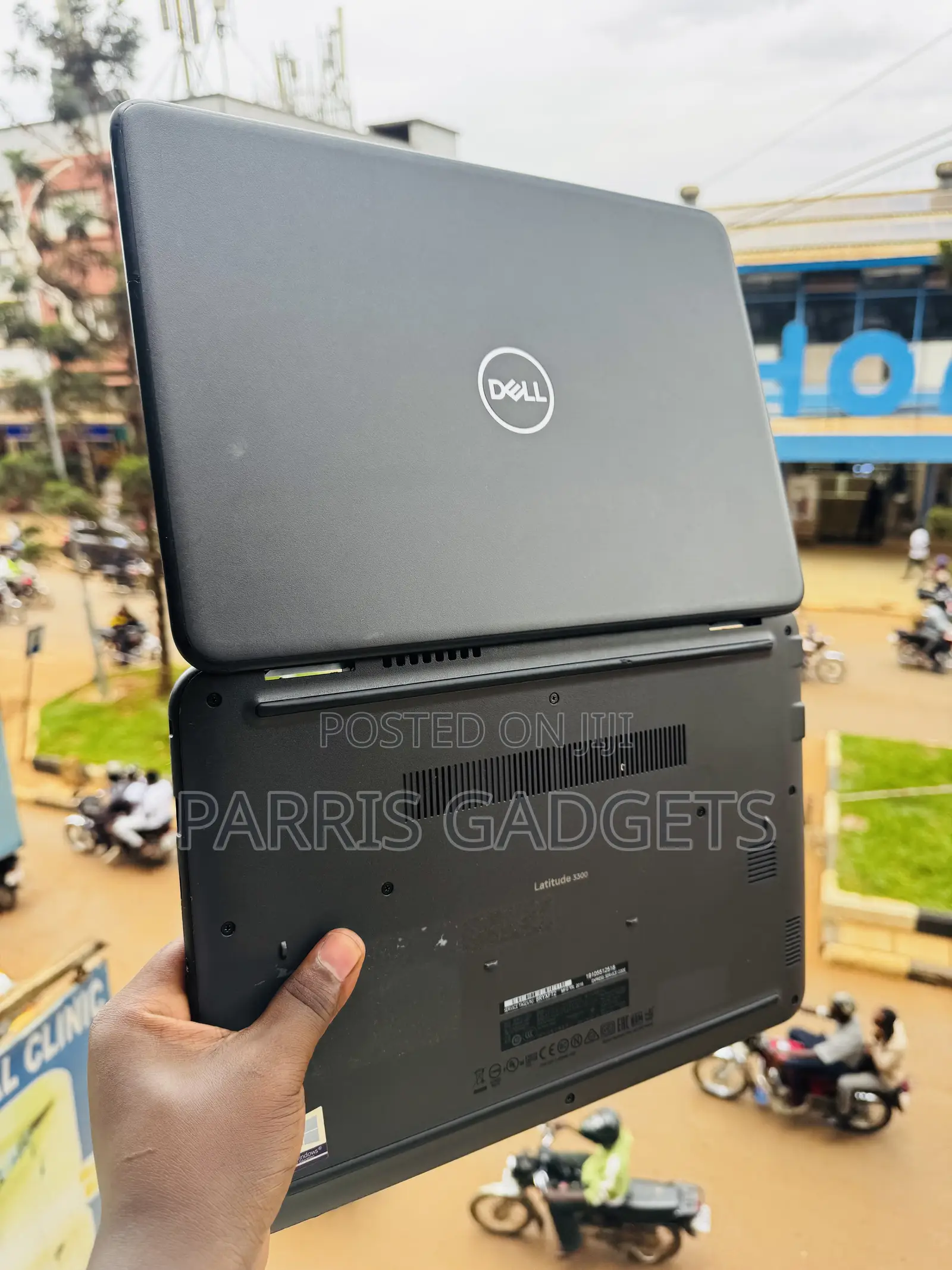 Laptop Dell Latitude 3300 4GB Intel Core i3 SSD 128GB