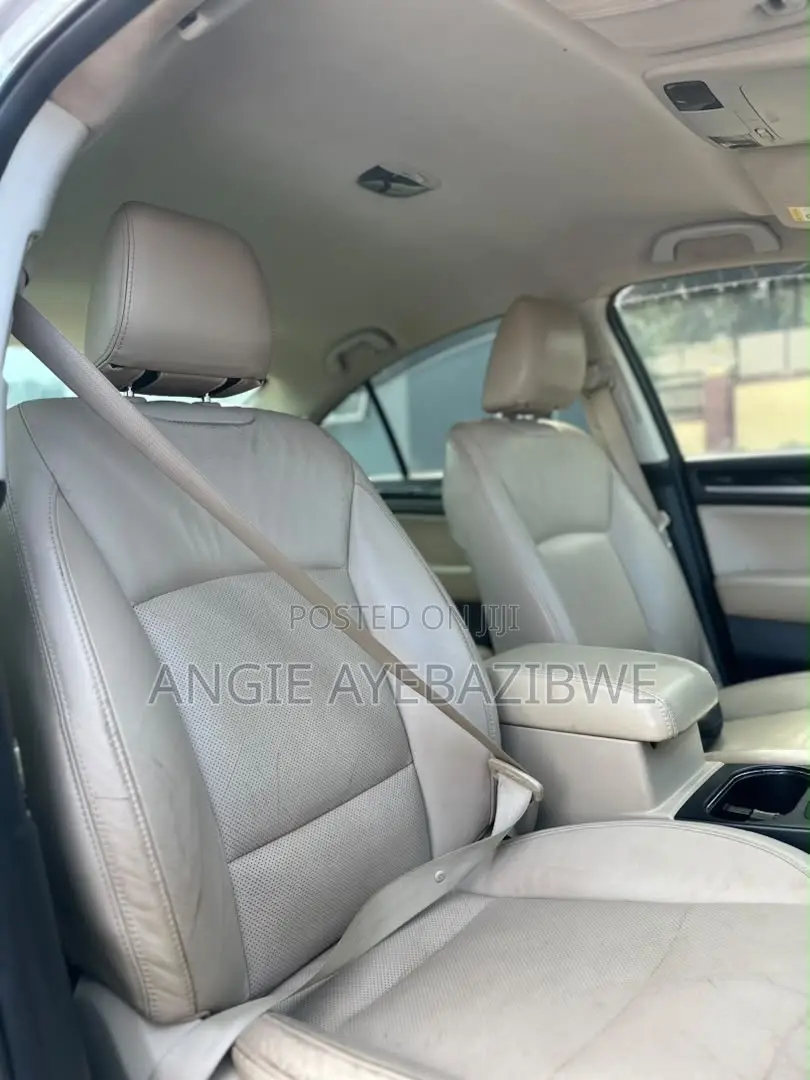 Subaru Legacy 2016 Gray