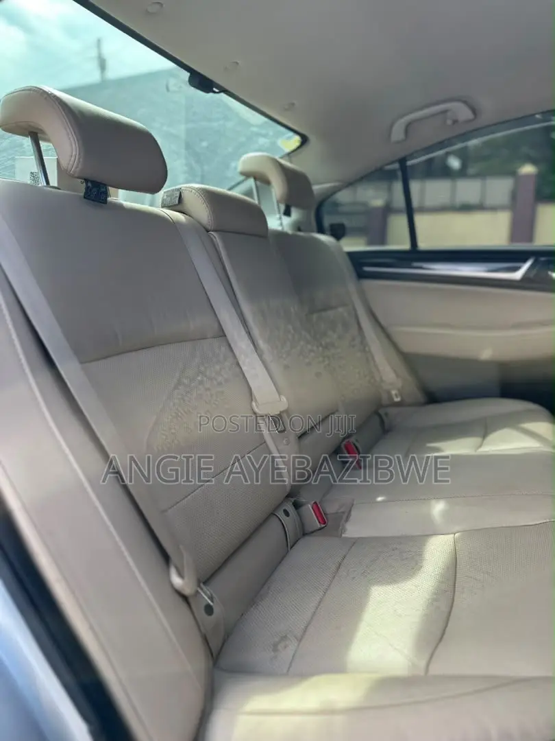 Subaru Legacy 2016 Gray