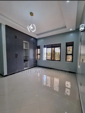 Furnished 6bdrm House in Kira for sale