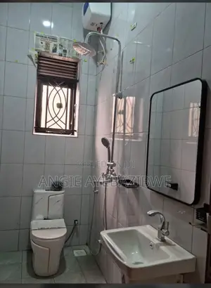 Furnished 6bdrm House in Kira for sale
