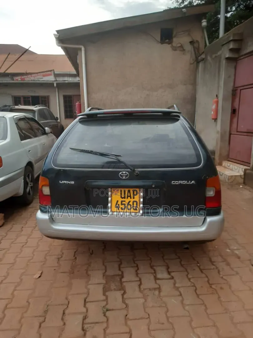 Toyota Corolla Touring 2020 Blue